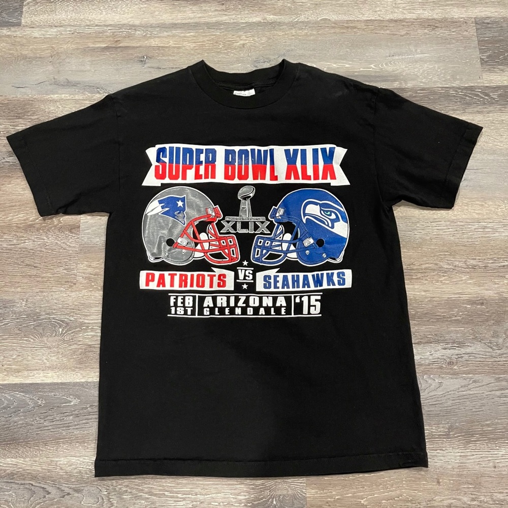 Super Bowl XLIX Size M Short Sleeve Graphic Tee